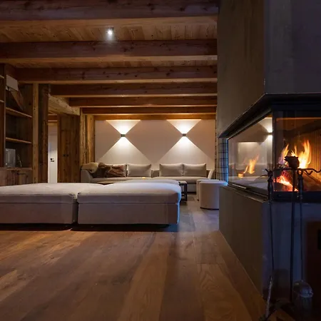 De 8 - 16 Personnes Chalet *